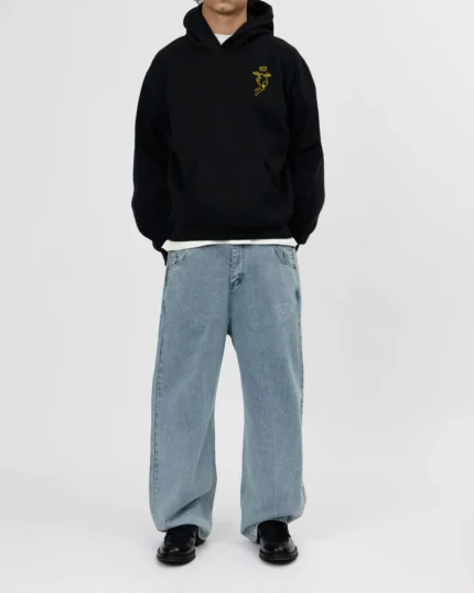 4 online wearing 1100x